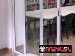 Marqueteria de aluminio y cristal