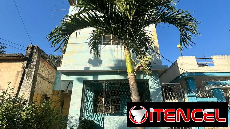 Compro casa al vedado con permuta