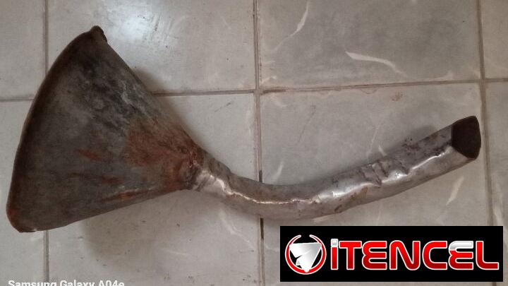 Embudo de llenado de gasolina, aceite y diésel u otro líquido para carros y motos