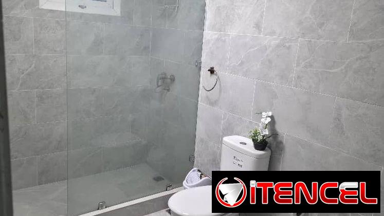Alquilo CASA DE LUJO con piscina de 4 habitaciones en Guanabo