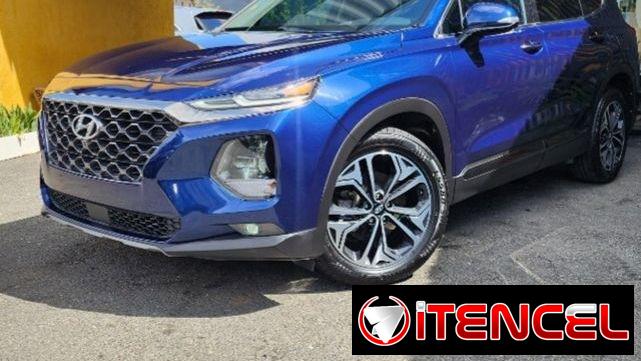 Hyundai santa fe del 2020 ,salón en piel,pintura de fábrica,un SUV familiar grande con un amplio equipamiento