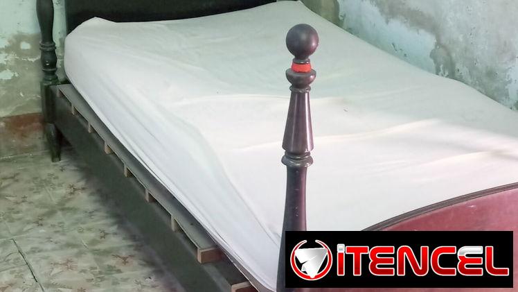 Se vende cama antigua