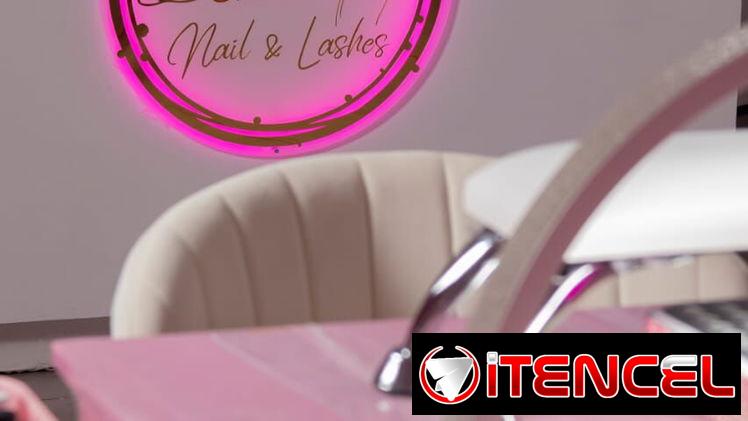 Busco manicurista para salón de belleza