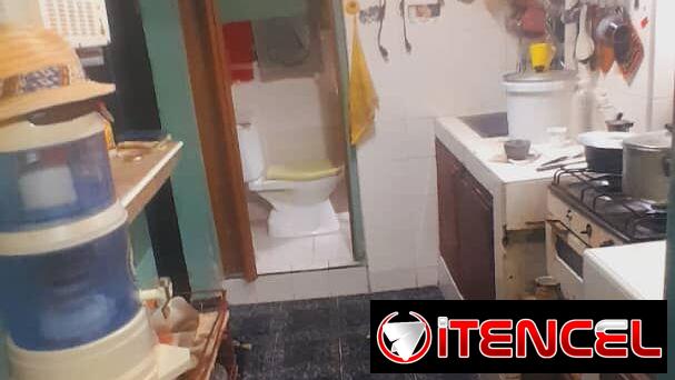 🏠 Venta de apartamento en El Vedado. Tiene gas de la calle,no se va la luz, agua 24 horas y tiene 2 habitaciones