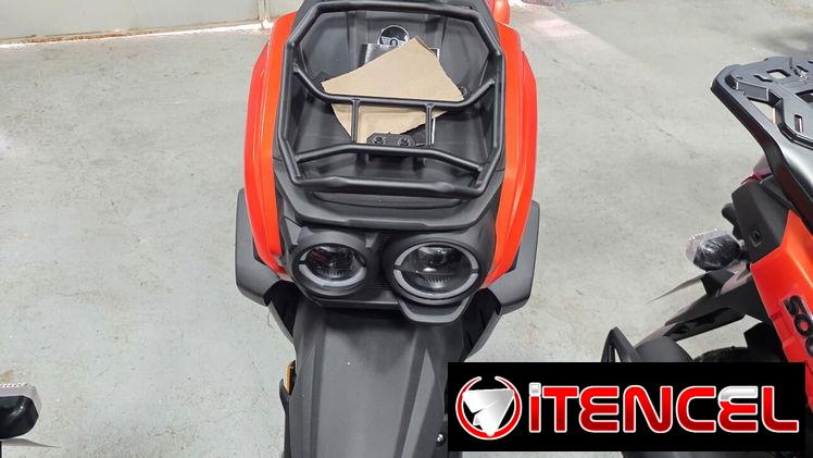 Moto de gasolina Souka 4 tiempos 125cc Scooter Nueva