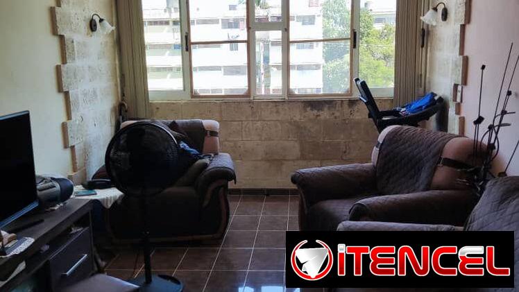Se vende apartamento en zona 5 de Alamar en excelentes condiciones