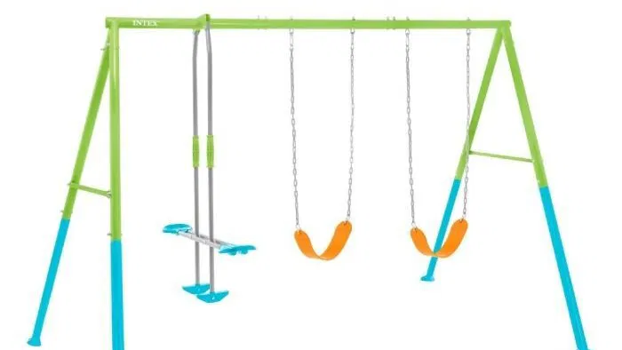 Juego de columpios