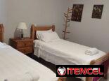 SE RENTA APTO DE DOS HABITACIONES EN CENTRO HABANA CON BALCON. 3ER PISO. 54026428