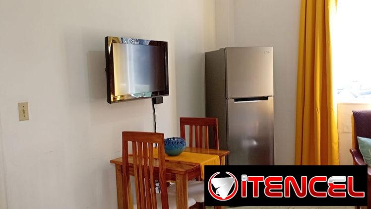 Apartamento con una habitación climatizada en renta en el Vedado +53 52463651 por WhatsApp. SMY