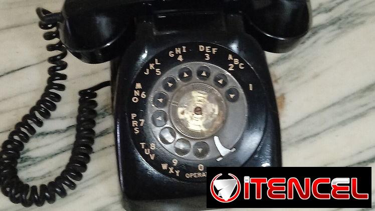 Teléfono antiguo de disco