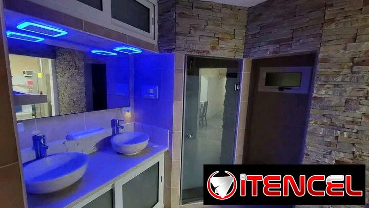 🏠 Alquiler de Casas En Guanabo. Acceso a la playa en 2 cuadras de distancia. Capacidad para 12 personas