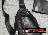 Bolso de hombre con billetera.   10 USD