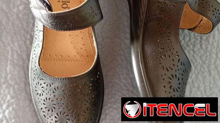 Zapatos negros, cómodos ,cerrados número 36