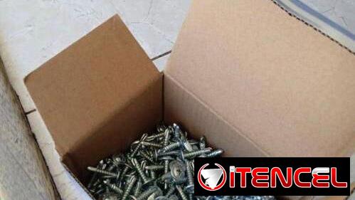 Tornillos comecoco
