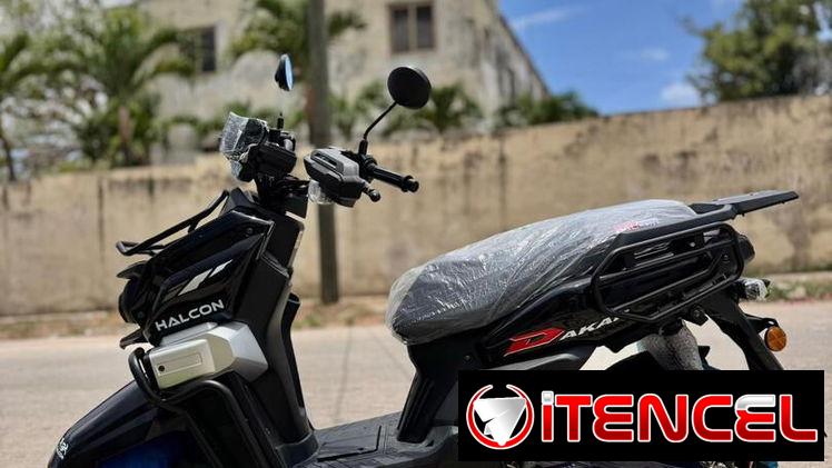 MOTO AUTOMÁTICA HALCON DAKAR PRO 2026  ⚙️CARACTERÍSTICAS:  • 4 TIEMPOS • 150 CC  • Arranqué eléctrico y pedal
