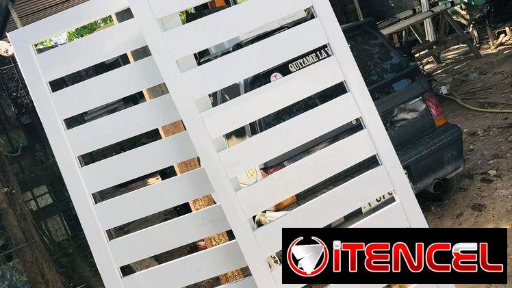 Carpintería Marquetería de Aluminio con Cristal y Cristal en el Aire…” ALUMINCRISTAL S.A”