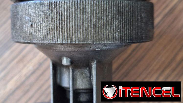 Vendo bomba de gasolina original de peugeot 405 de uso pero funcionando