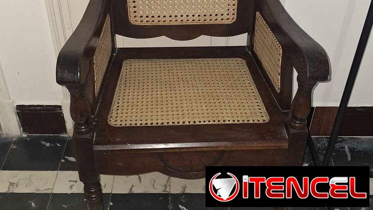 Vendo 2 butacas antiguas en 140 usd
