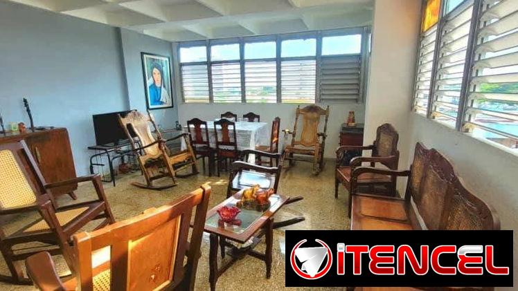 ¡Apartamento listo para vivir, en zona privilegiada y estable! ⚡📶 Se vende o renta en e