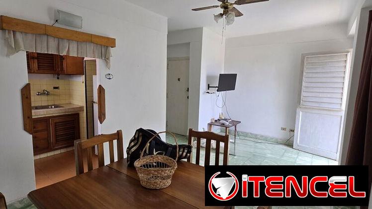 Apartamento de 2/4, Playa (P-235)