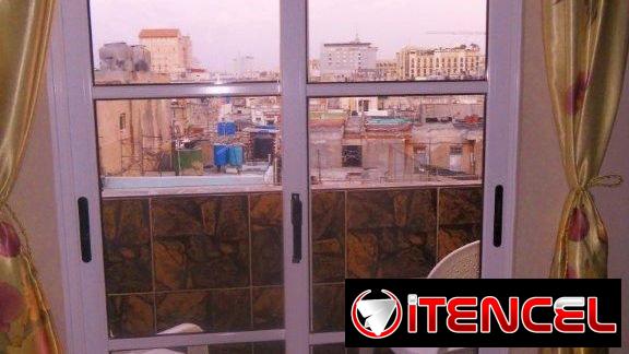 Renta x días de apto de 1 cuarto en Galiano, Centro Habana.cerca de malecón, balcón con amplia vista.Zona de no apagones