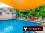 Renta de casa con piscina