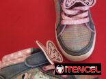 Sandalias y tenis
