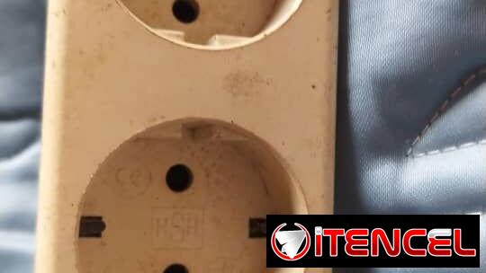 PIÑA ELECTRICA DE USO CON 2 TOMAS REDONDAS: 200 CUP.