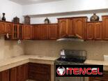 Bella casa en Kohly de 2 niveles