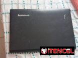 Laptop Lenovo de uso