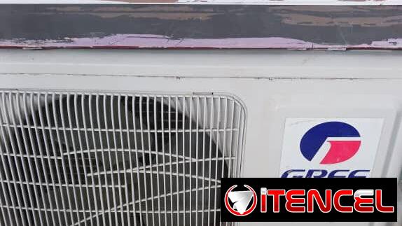 Split roto, se vende