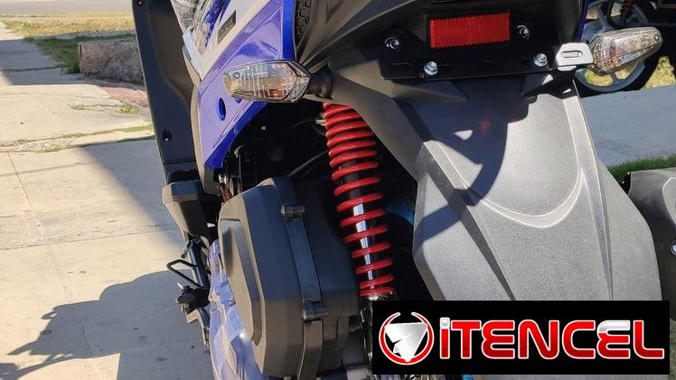 Se vende moto automática 150cc