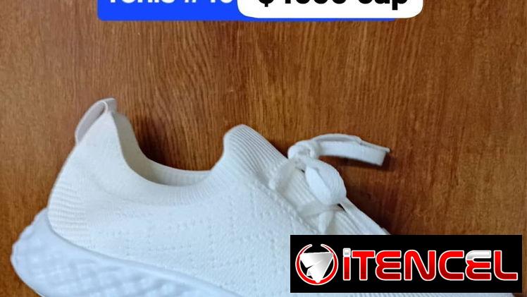 Tenis blancos talla 40