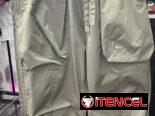 Pantalon de nailon hombre