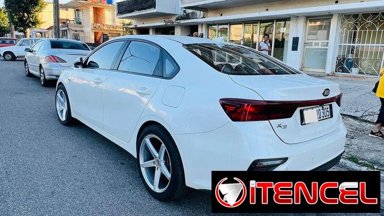 Vendo un negocio, Kia K3, 2019, carro impecable