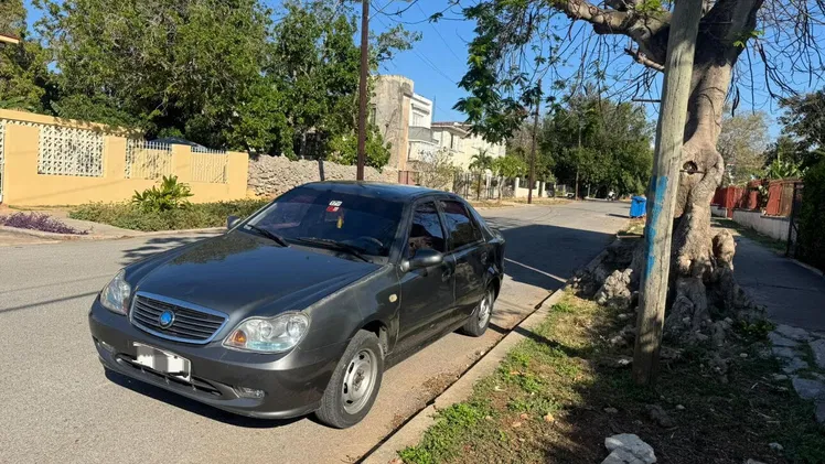 Vendo Geely CK (gasolina)del 2015 en💲13 mil USD