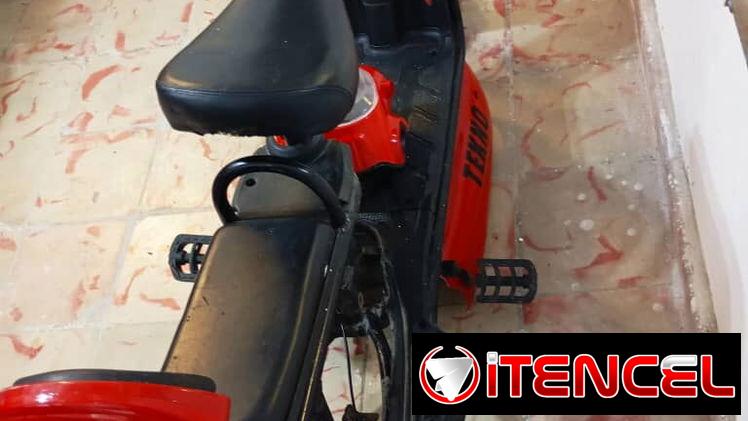Cuadro de bicimoto tekno con pedales, con asientos, guardafango, cadena, burro, frente