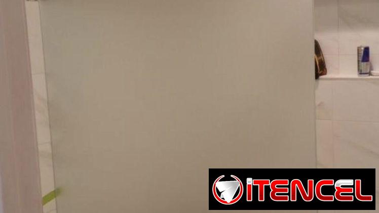 Paños fijos de cristal para baño
