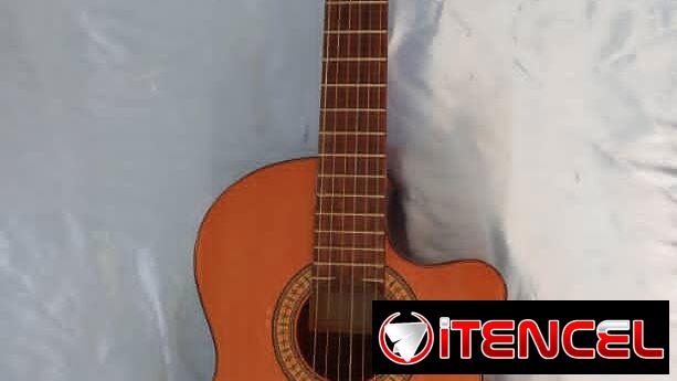 Guitarra Alhambra