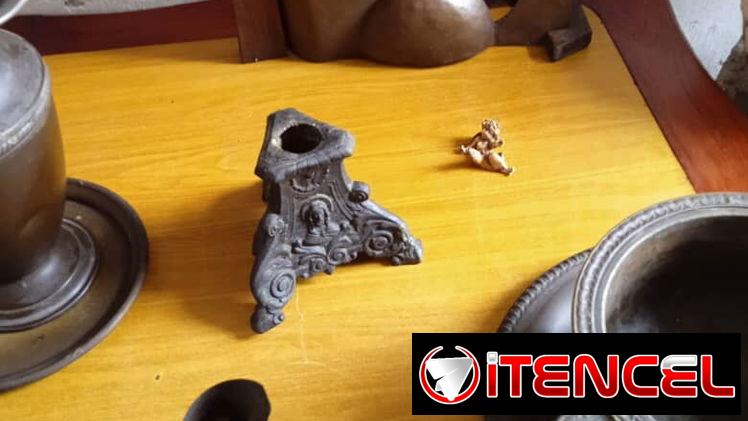Piezas en bronce talladas