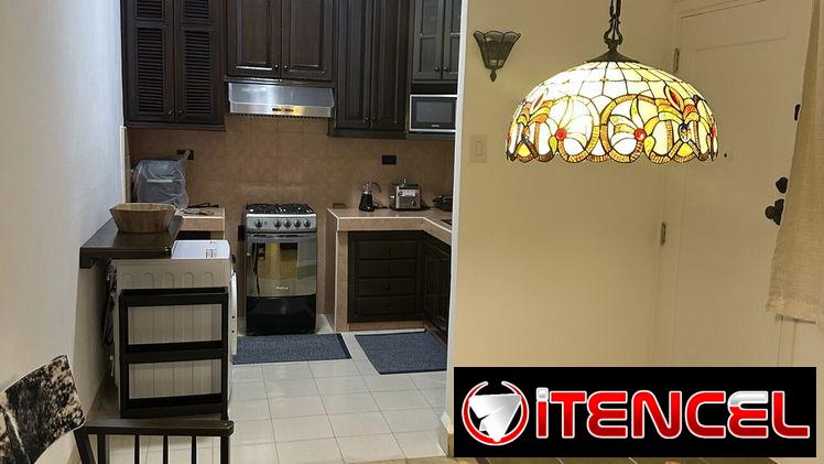 SE VENDE POR EL DUEÑO bello apartamento en Vedado ,  25 y J