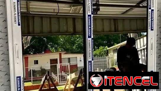Decore su hogar🏘️ con estilo y los mejores diseños de  ➖Puertas  ➖Ventanas  ➖Estantes  ➖Bajo de mesetas  ➖Paños fijos