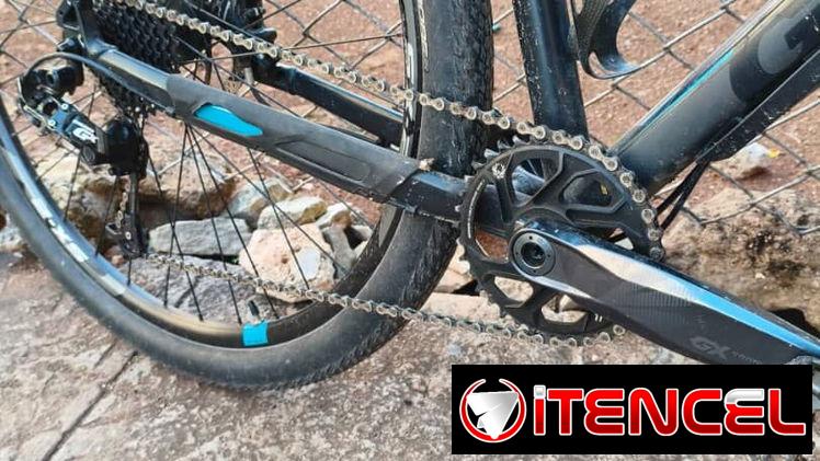Bicicleta Gravel Giant ThoghRoad