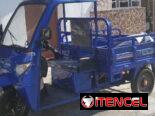 Ofresco servicio de transporte de carga y personal con triciclo eléctrico.