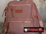 Mochilas medianas con carterita adicional