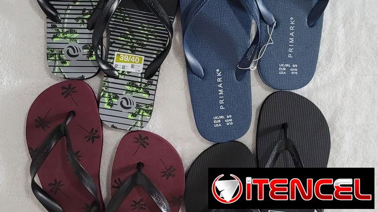 Chancletas de playa —- chancletas de hombre , de mujer