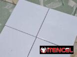 Azulejos blanco coco 5500.mate y gris 500., cenefas 1200,junquillos 500 mn.