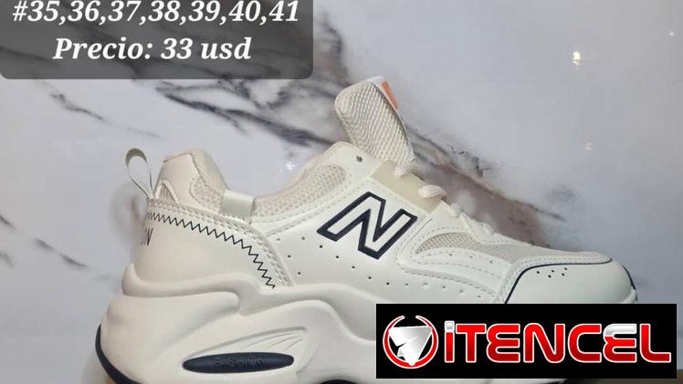 Tenis triple A