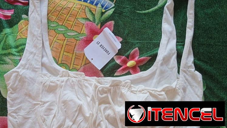 Blusas cortas