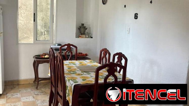 Apartamento en Alturas de Miramar 3 cuartos 2 baños